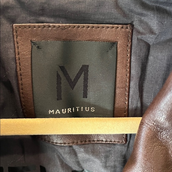 Men's Dark Brown Leather Jacket - Picture 3 of 6